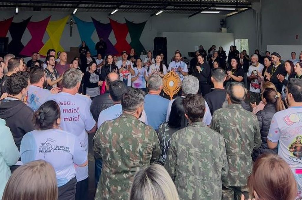 6847046f-f366-40d3-b3bf-a49a4ce56f80