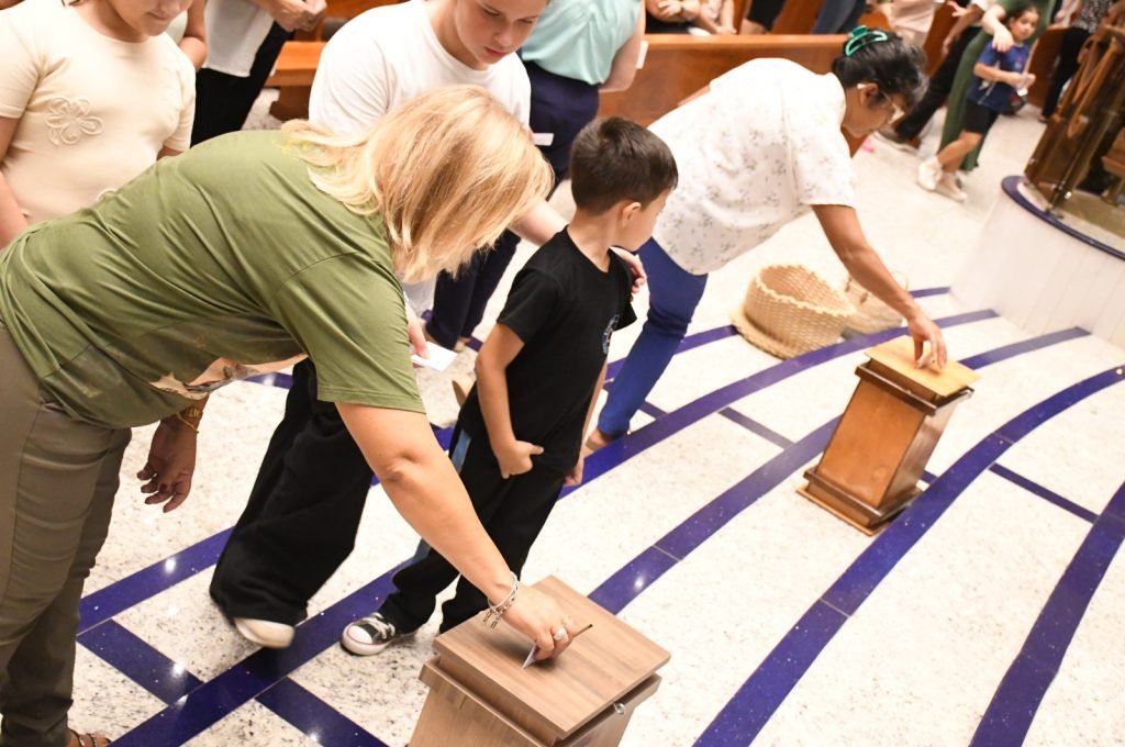 b128f5c0-eec5-4c50-9312-a1aae1ebe103