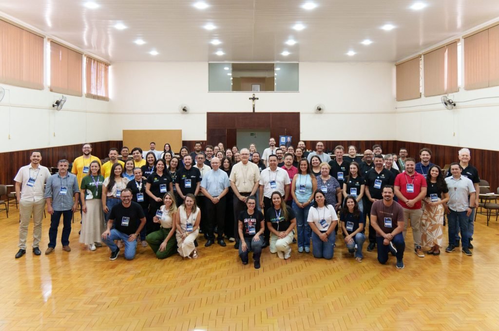 ponta-grossa-acolheu-o-encontro-da-pascom-do-regional-sul-ii-69addc5e9bd90